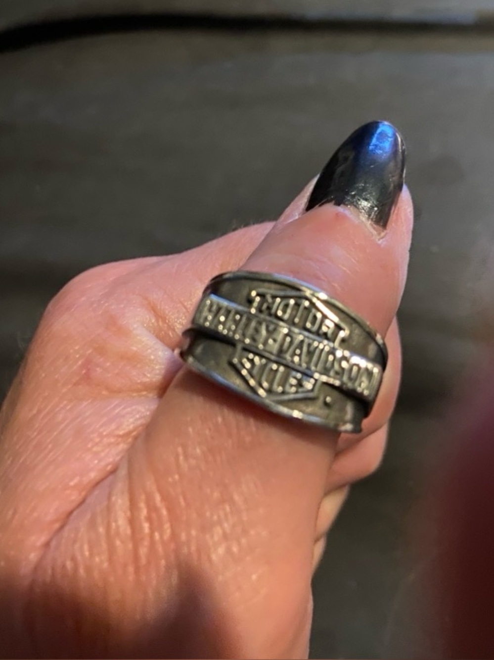 - HD Mens Ring